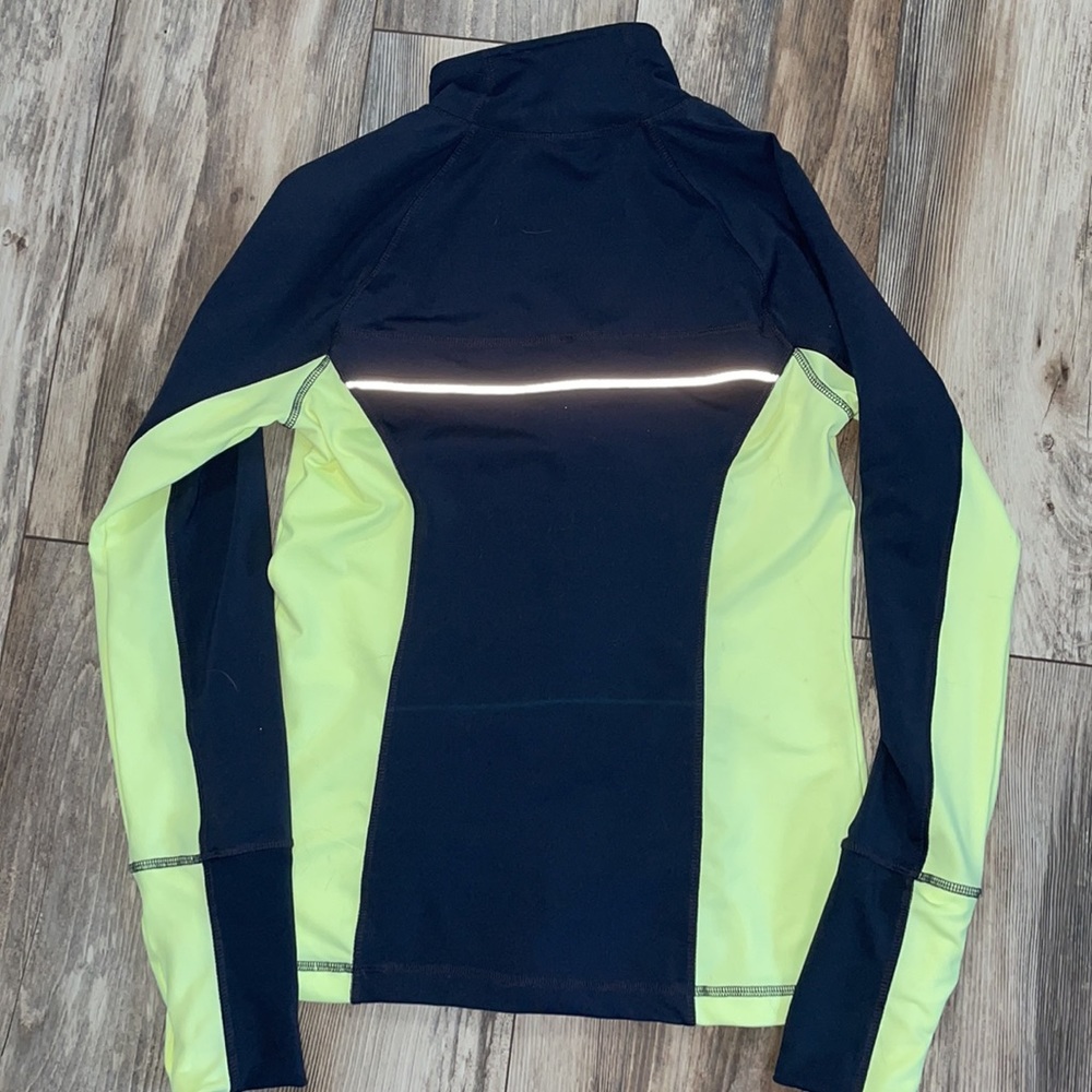 Athletic compressive jacket - Picture 4 of 4